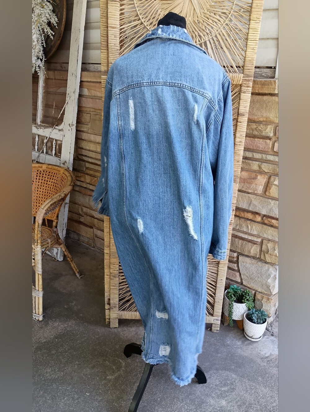 Muse Looks 100% Cotton Distressed Long Blue Denim Jacket - Women Jeans_Large - Picture 5 of 8